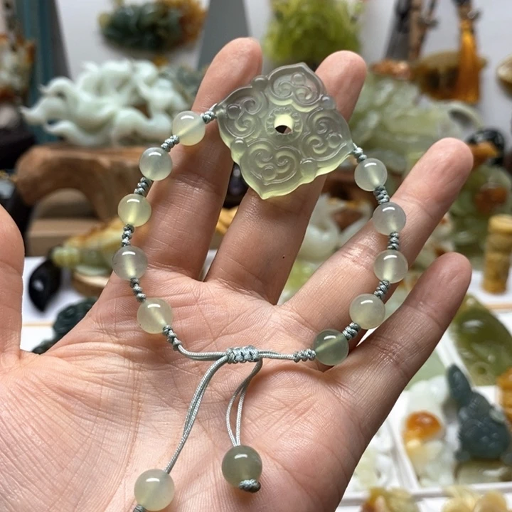 未镶嵌蛇纹石玉手链