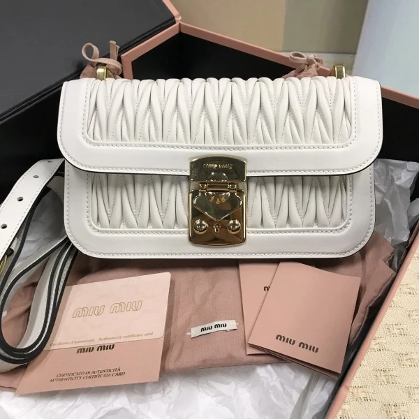 谬谬/95新/包包/250222EV0020/C14037618124