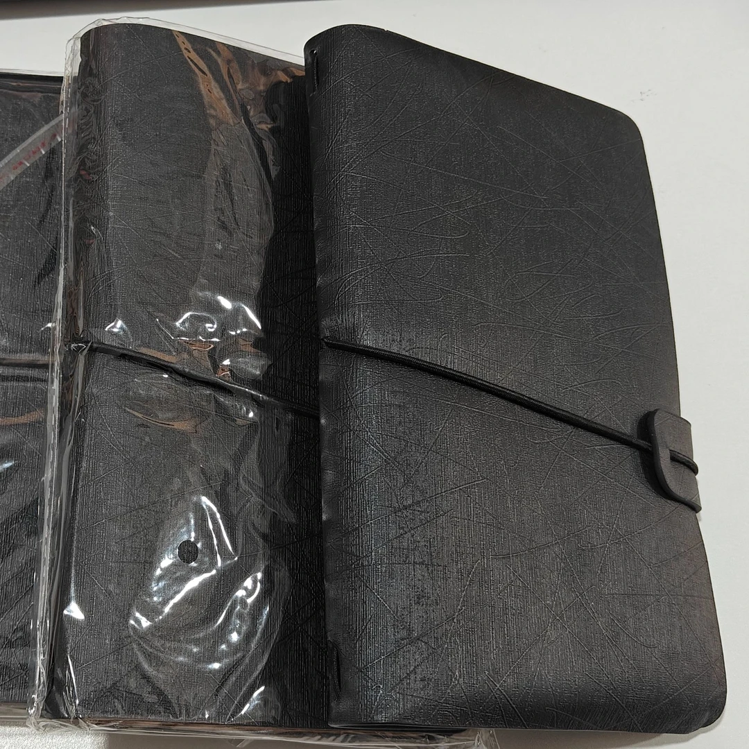 1-1 A6绑带手帐TN本 黑色/3本装