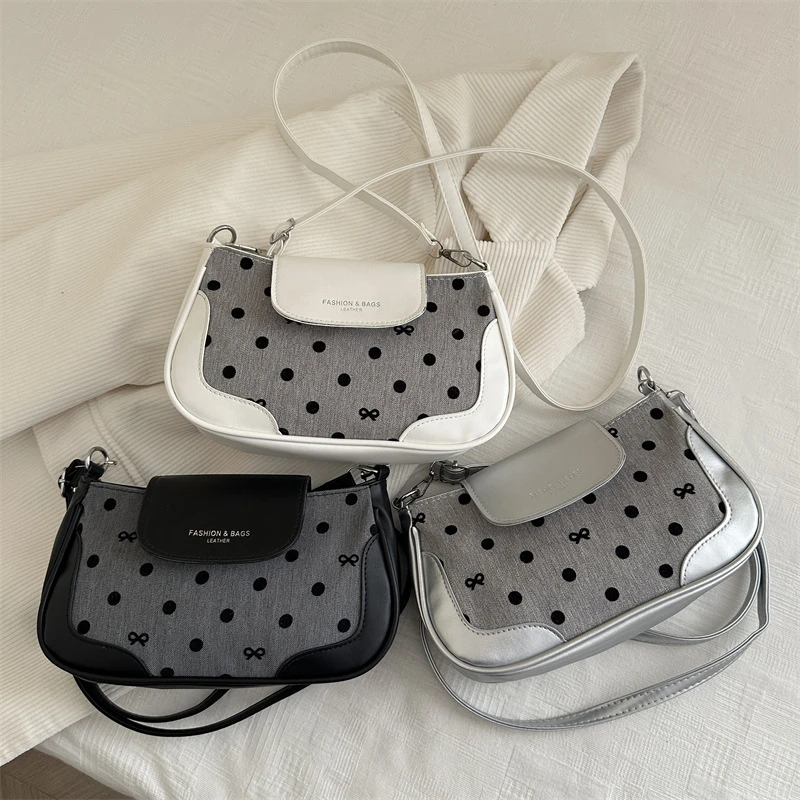 今年流行洋气拼接小方包女2025春新款轻奢百搭单肩包高级感腋下包