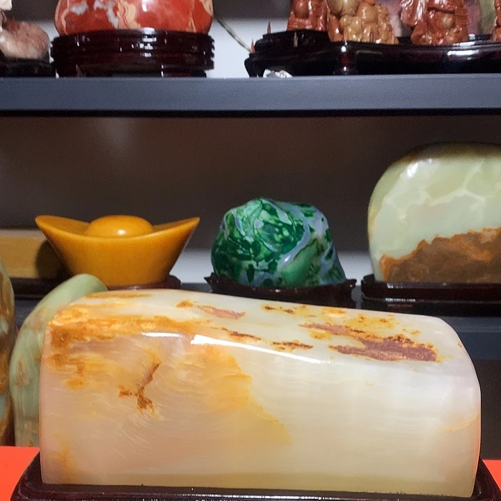 石材宽25厘米高14厘米