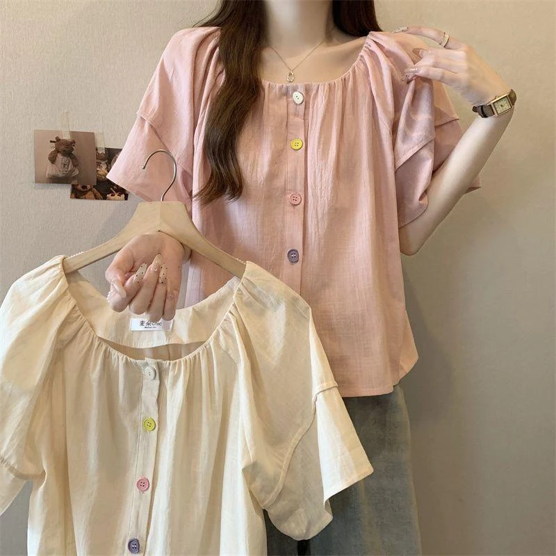 大码夏季韩系圆领扣衬衫设计感甜美宽松遮肚子显瘦短袖300斤上衣