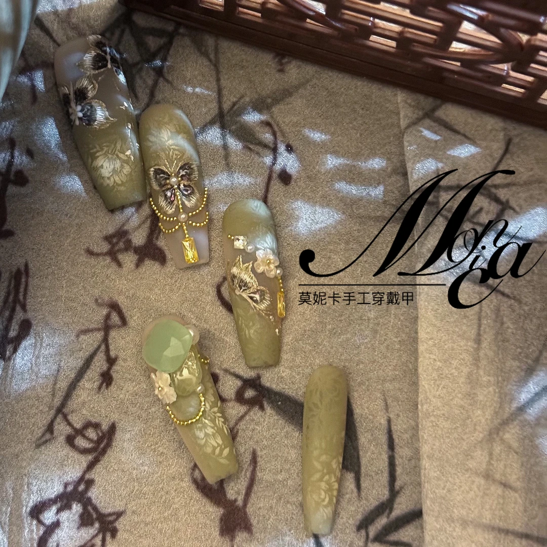 新品【苏绣翠韵】原创设计｜国风新中式手绘刺绣雕花纯手工穿戴甲