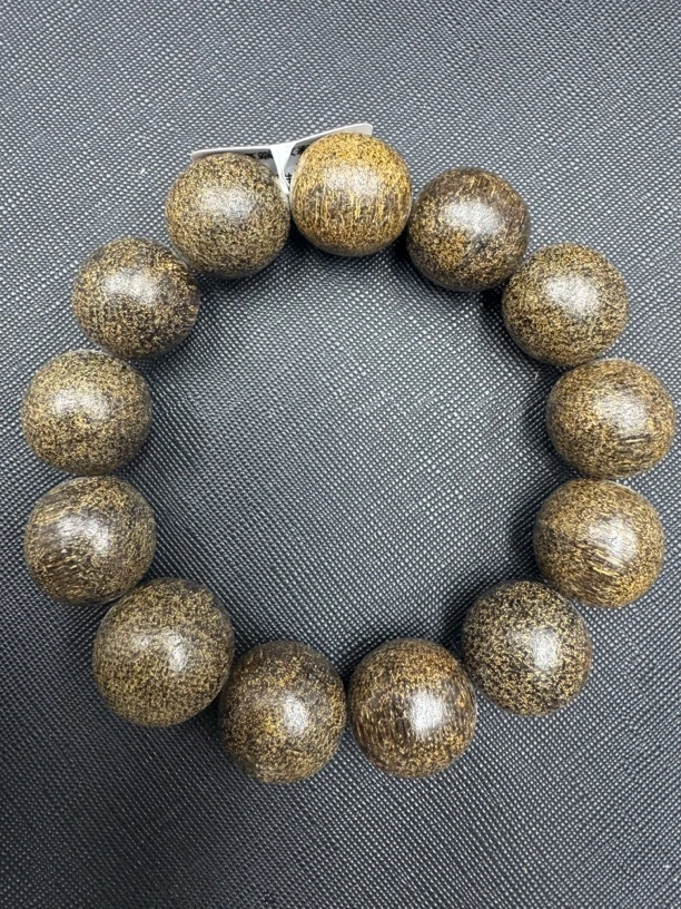 C18沉木圆珠手串