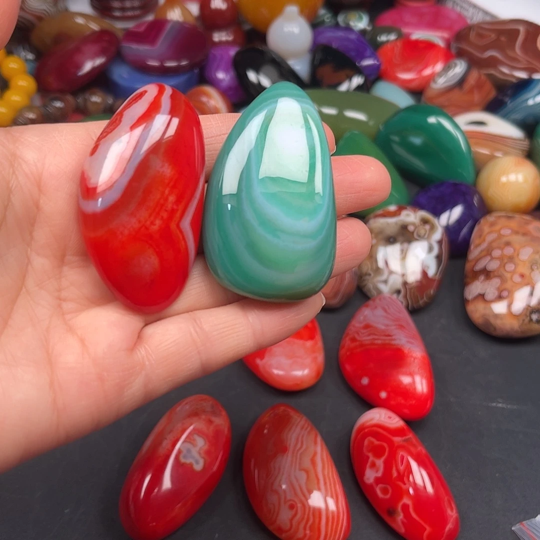 语***陌玛瑙/玉髓未镶嵌珠宝奇石