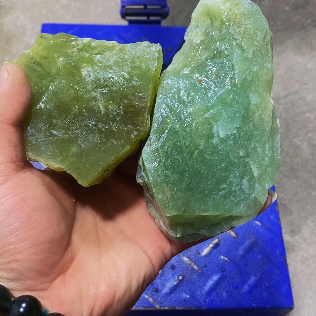 岫玉未镶嵌珠宝奇石卡*芮