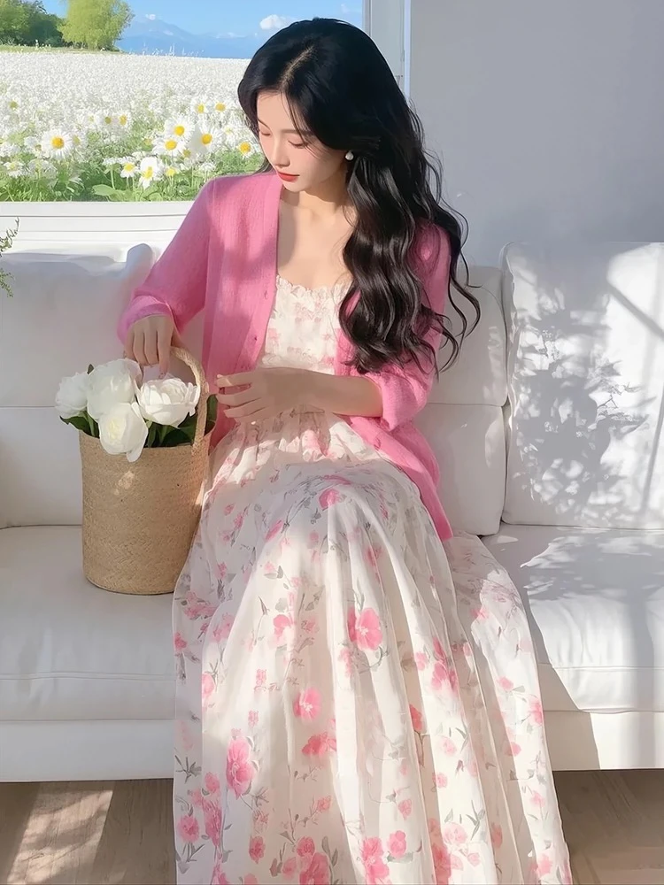 春季穿搭一整套减龄洋气时尚高级感韩系小香风粉色针织吊带套装裙