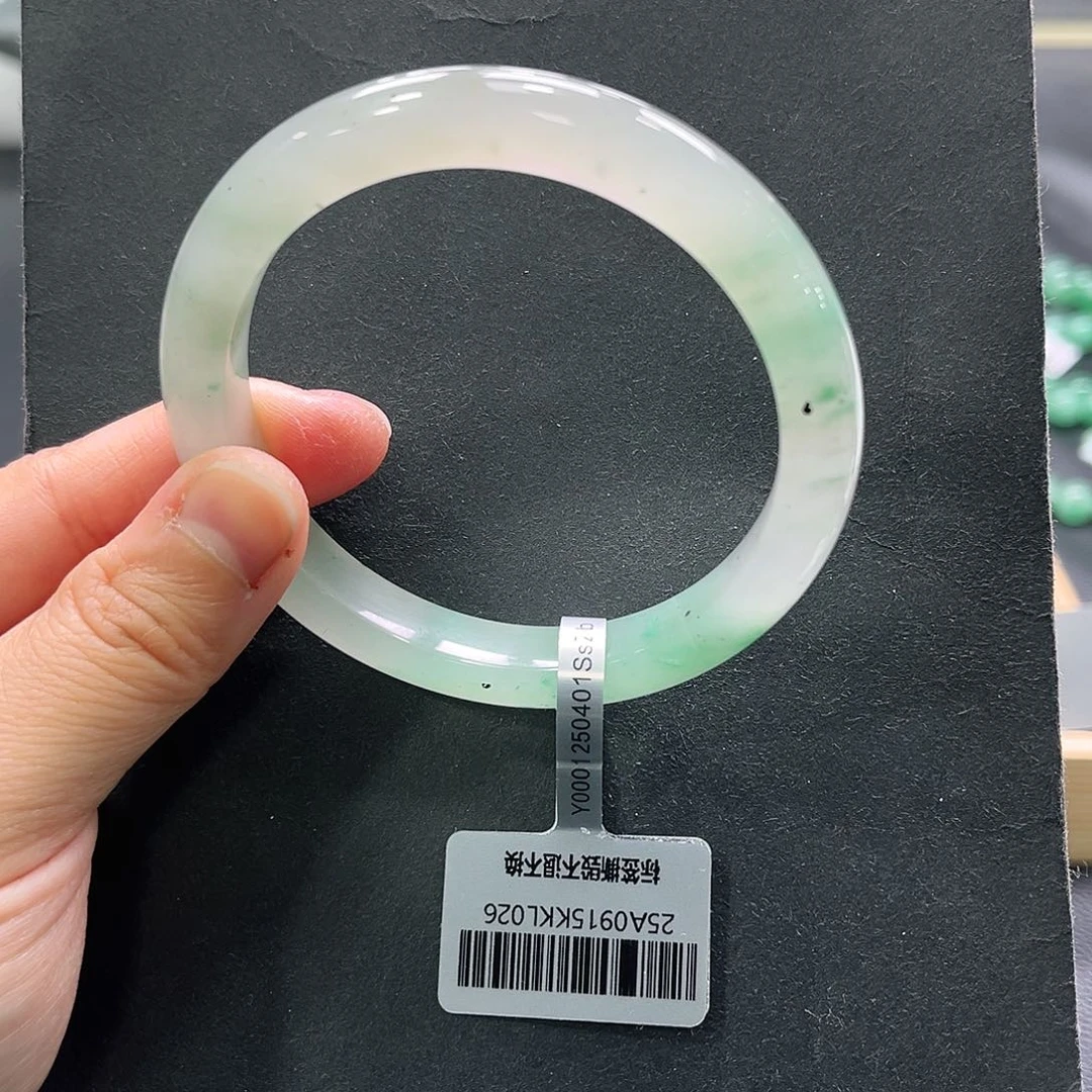石英质玉（非洲翠）合金手镯➕小甜56.5