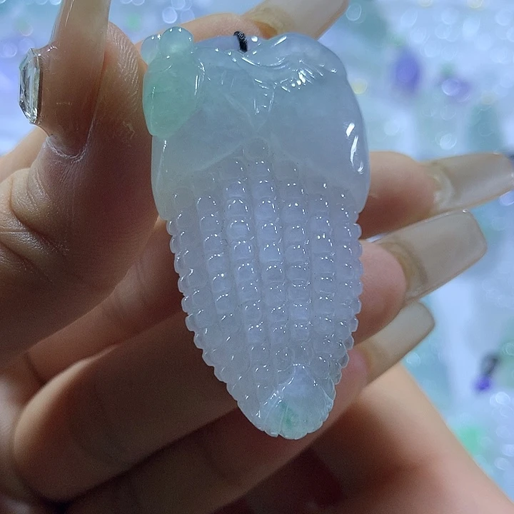 翡翠未镶嵌颈饰天然翡翠A货吊坠