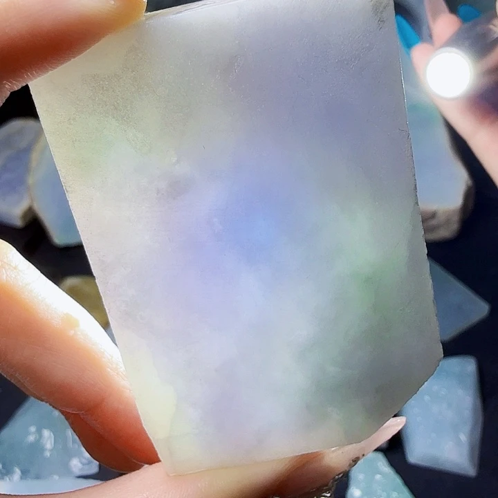 定制翡翠未镶嵌定制