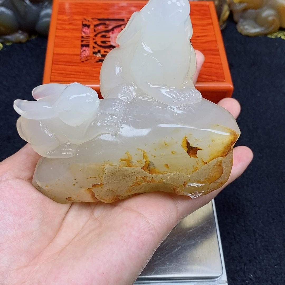 恋***石玛瑙/玉髓未镶嵌珠宝奇石