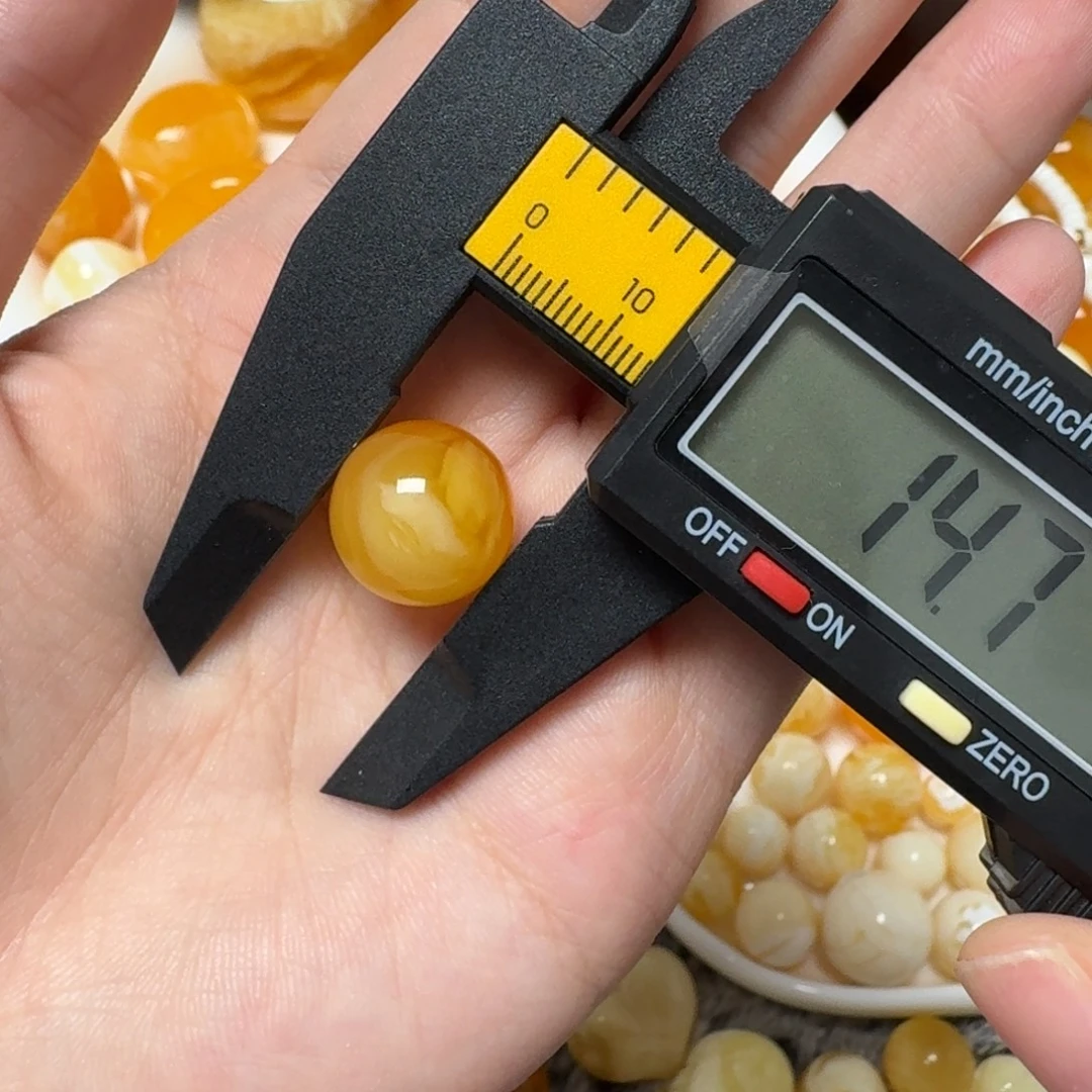 琥珀未镶嵌裸石蜜蜡圆珠