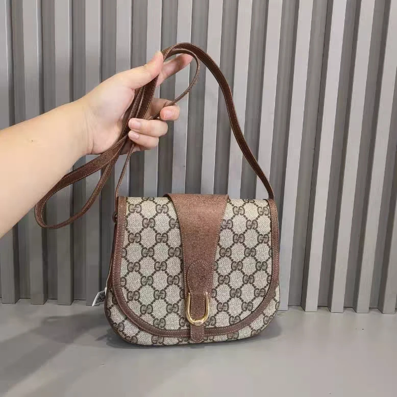 95新 GUCCI/古驰 M/古驰斜挎包/14004