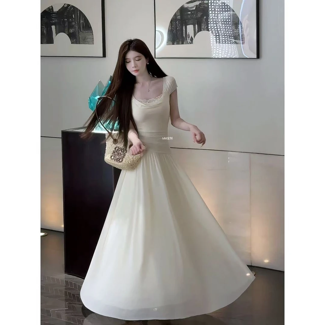 【月光宝藏】淡颜天菜 法式气质荡领拼蕾丝大裙摆连衣长裙A395