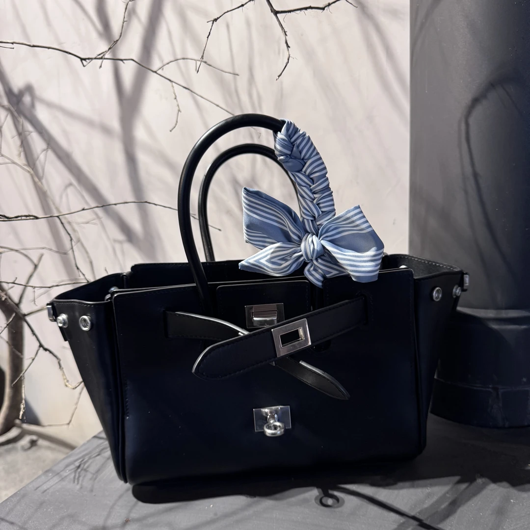 拉拉定制【BL-Bel Air】黑银 原厂牛皮 可拆卸肩带 单肩斜跨手提包