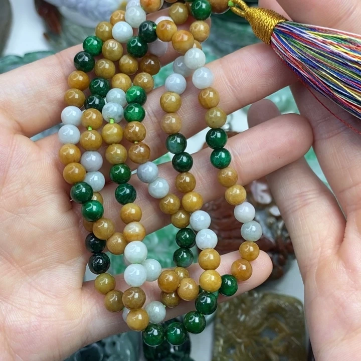 颈饰未镶嵌翡翠勋*