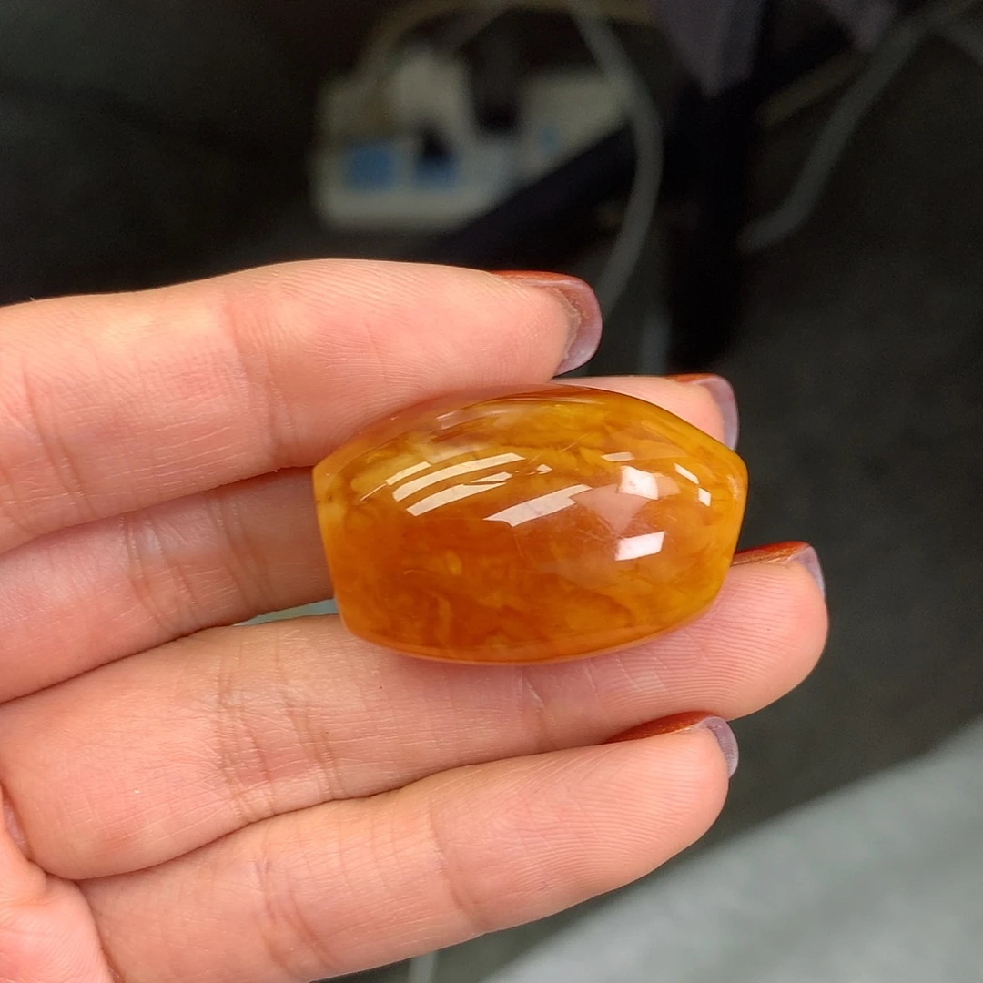 琥珀未镶嵌珠宝奇石30*18