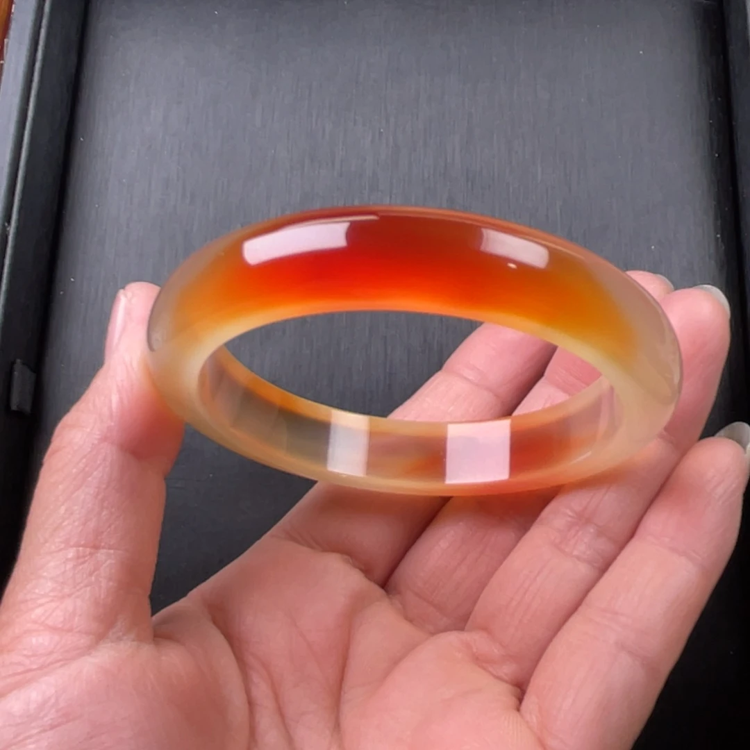 玛瑙/玉髓手镯未镶嵌吉*喆