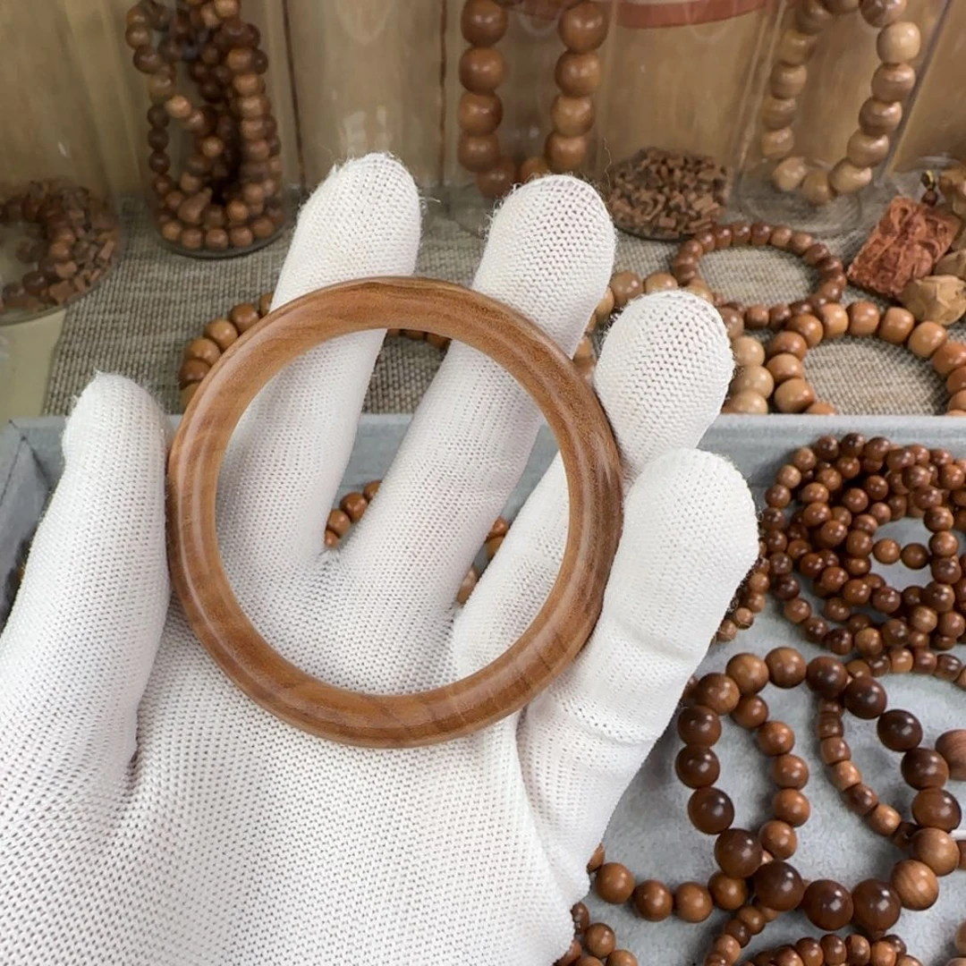 檀香木手串/手链屁**?卡8老山檀香手镯