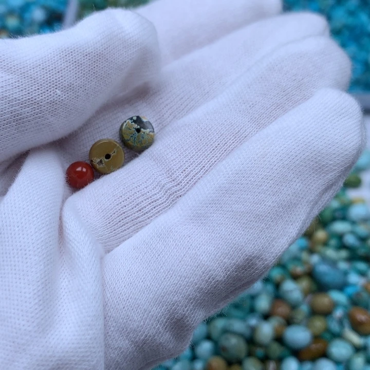 南红玛瑙未镶嵌珠宝奇石