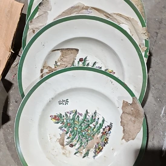 摆件陶瓷盘子碗啥都有