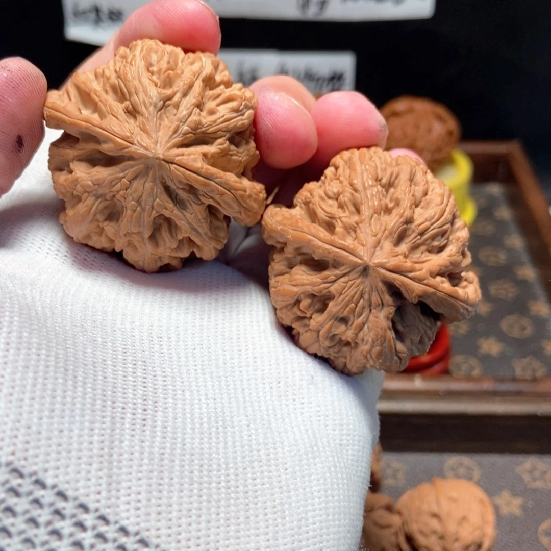 吊坠文玩核桃粗筋47尺32