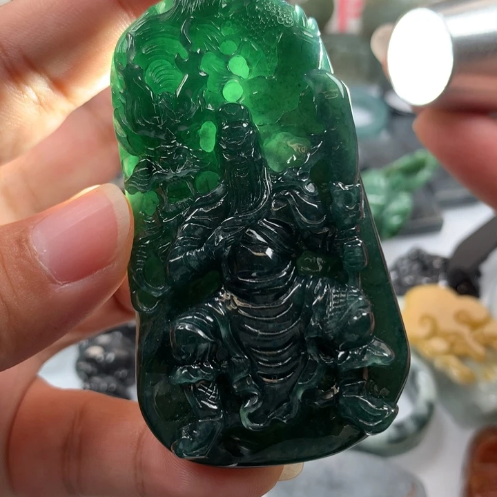 翡翠颈饰未镶嵌保真天然A货翡翠