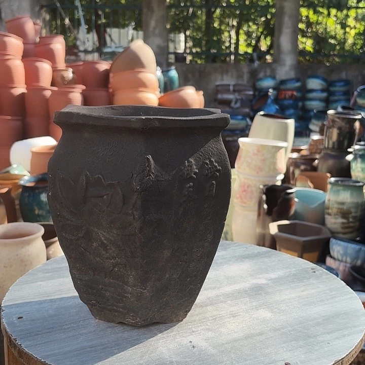 18口24高瑕疵一个盆子。