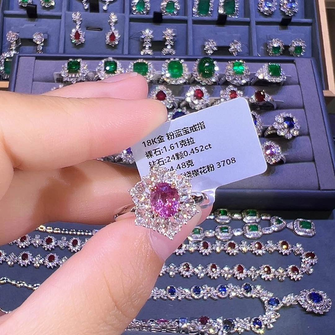 彩色蓝宝石戒指18K金镶嵌