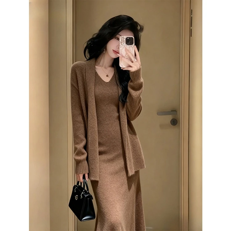 巨好看的秋装一整套姐系贵感高端精致漂亮韩系小香风咖色针织套装
