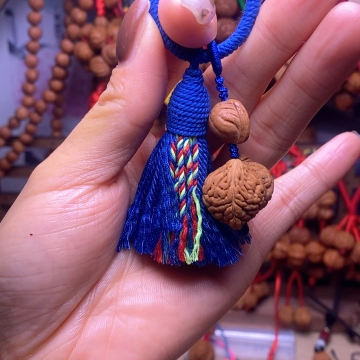 桃核吊坠龙纹桃枭