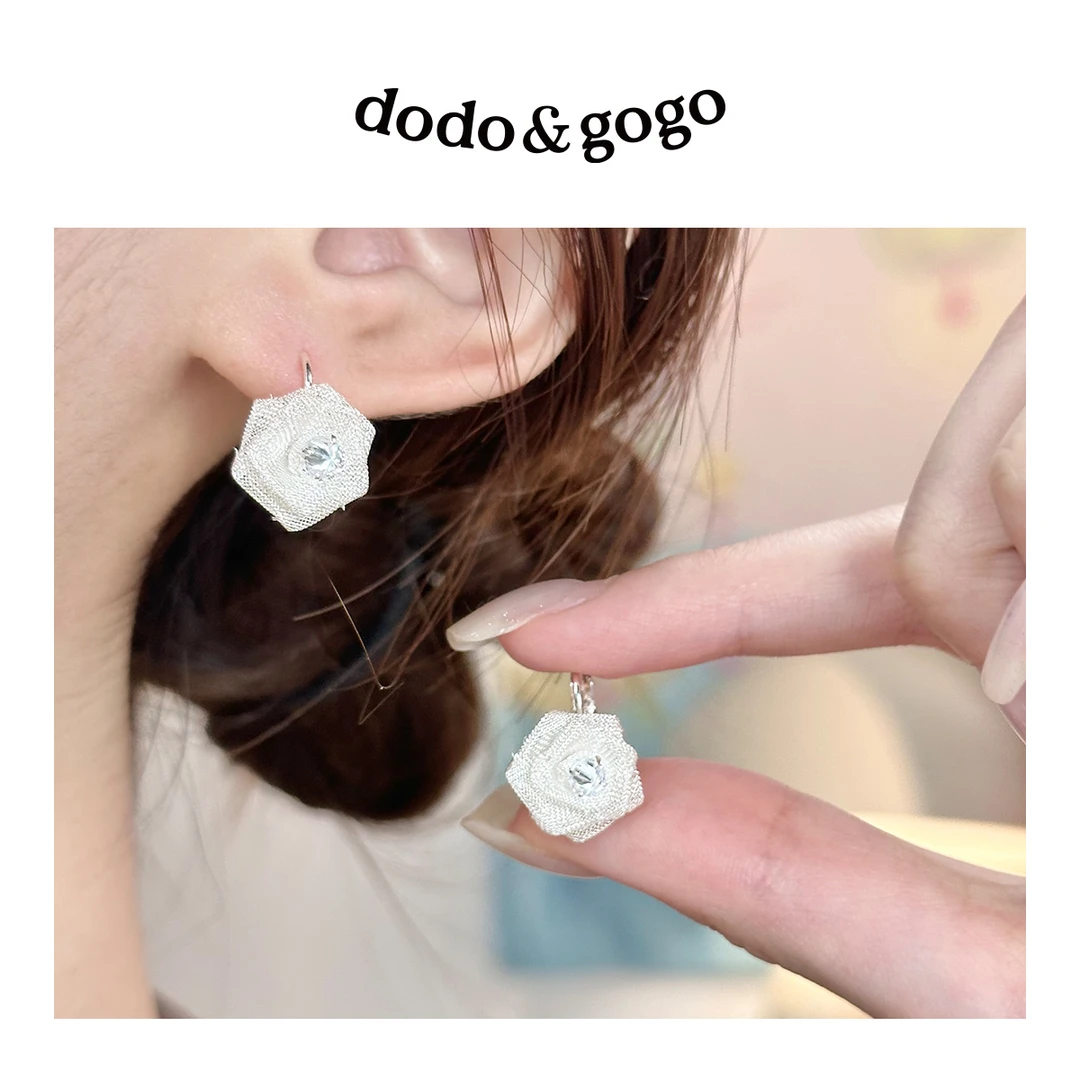 DODOGOGO 合金合成锆石耳饰 网纱玫瑰花耳环气质轻奢时尚百搭耳扣