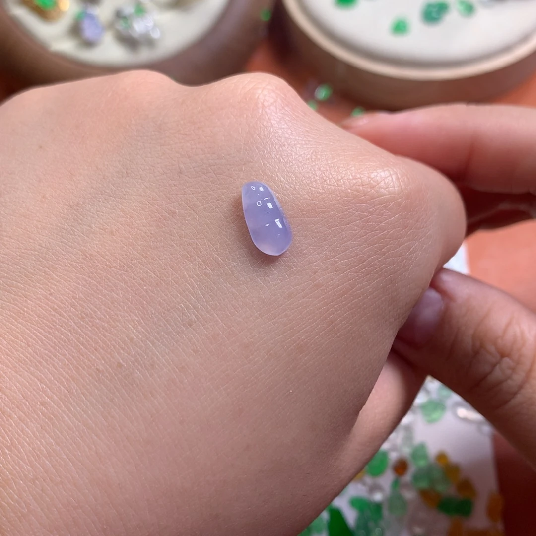 颈饰未镶嵌翡翠紫豆