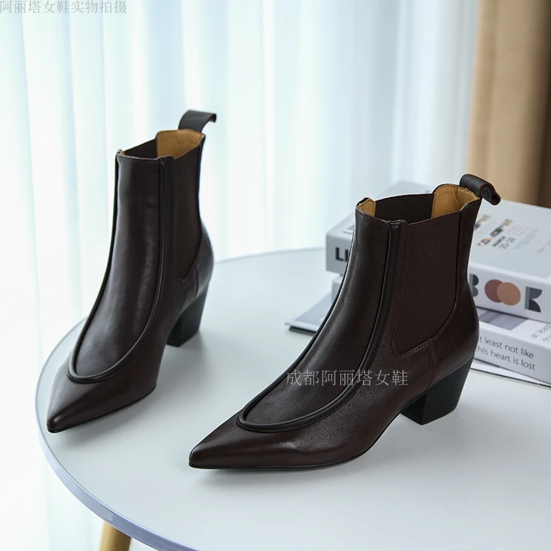 阿丽塔女鞋~4.5cm秋冬新款短靴尖头粗跟瘦瘦靴法式切尔西靴时装靴
