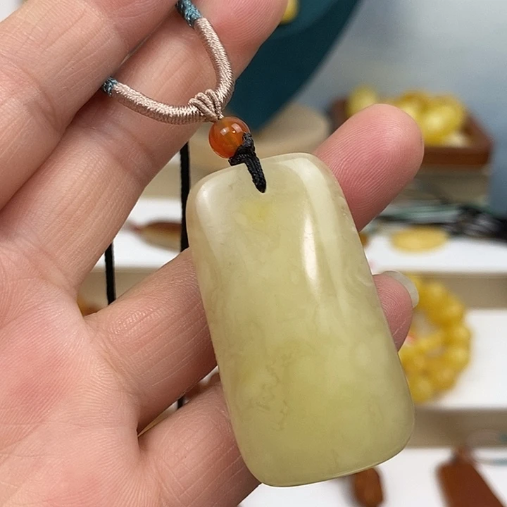 未镶嵌琥珀裸石无事牌