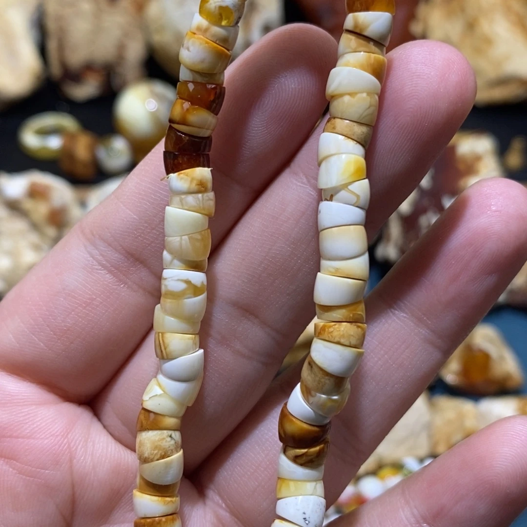 定制琥珀未镶嵌蜜蜡大肠