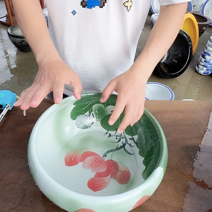 瓷片直径32，高14。。。。