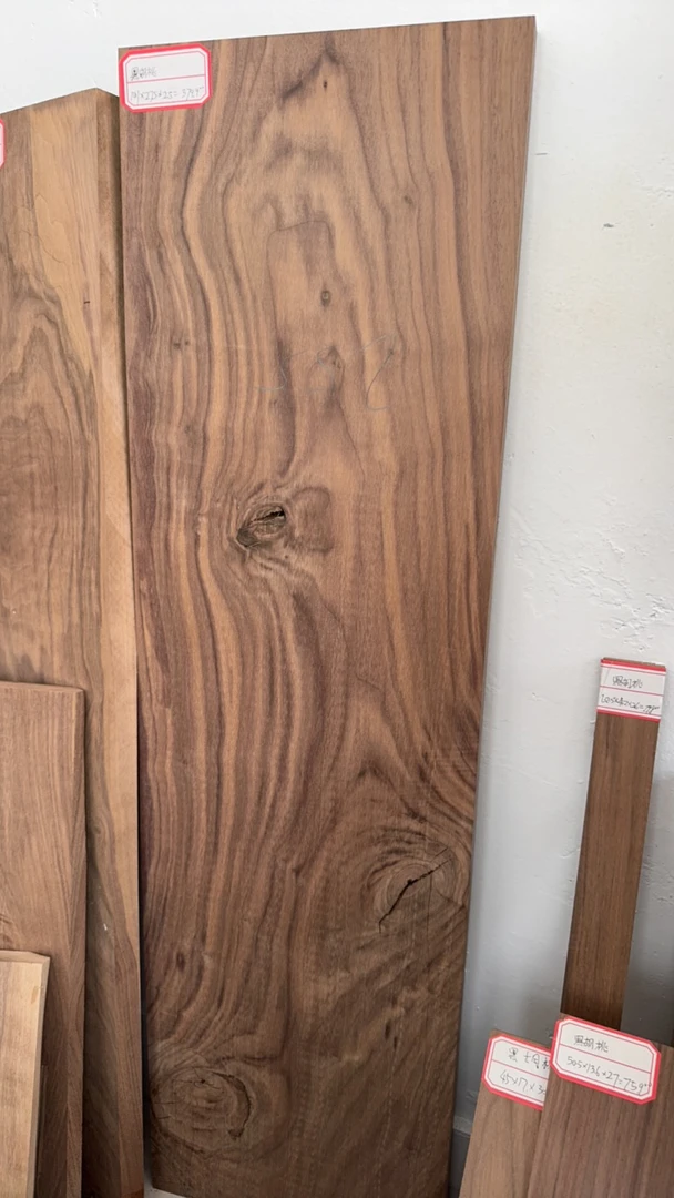 北美黑胡桃，下单前联系客服，无漆无油无蜡，默认瑕疵，不退换