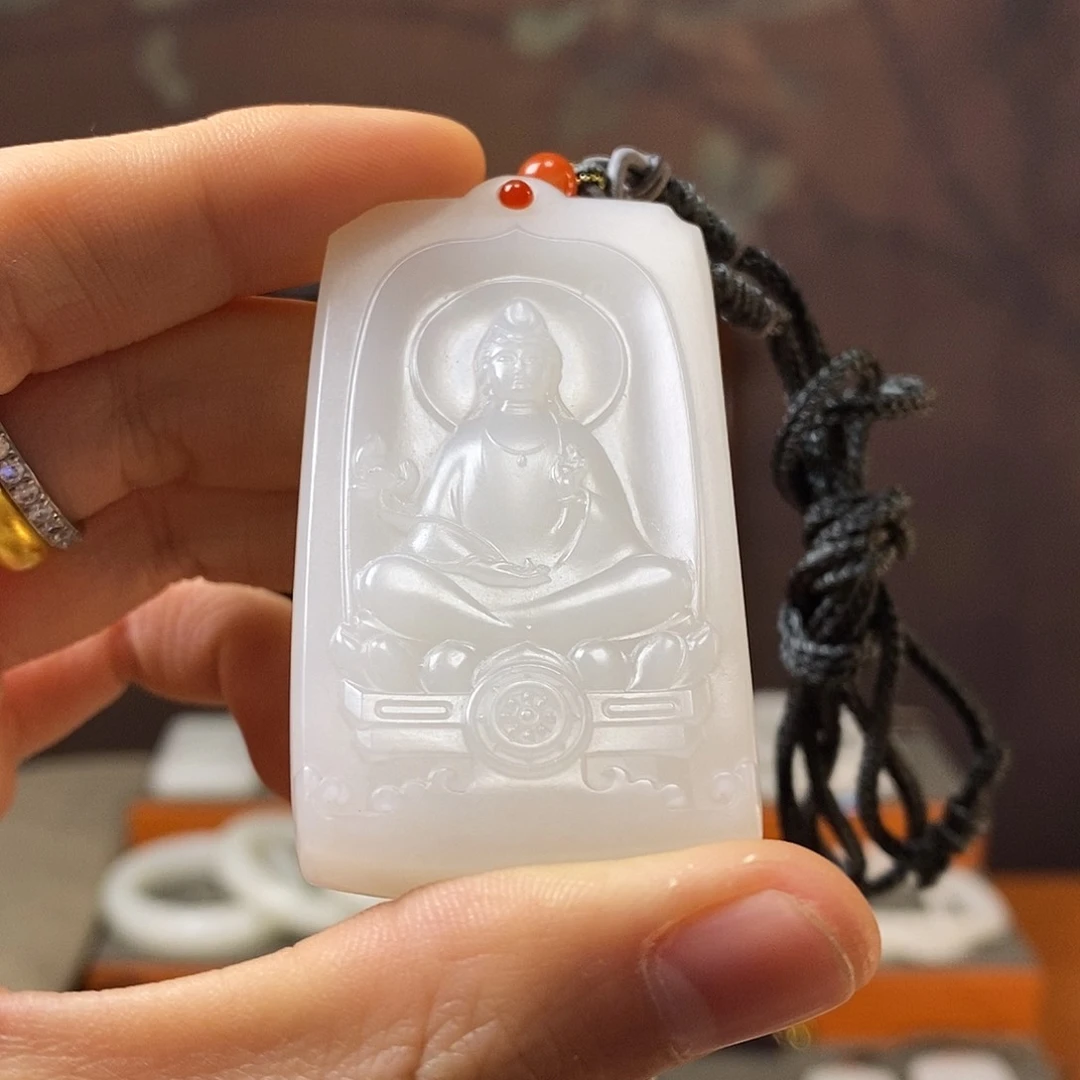 和田玉挂件未镶嵌M****e