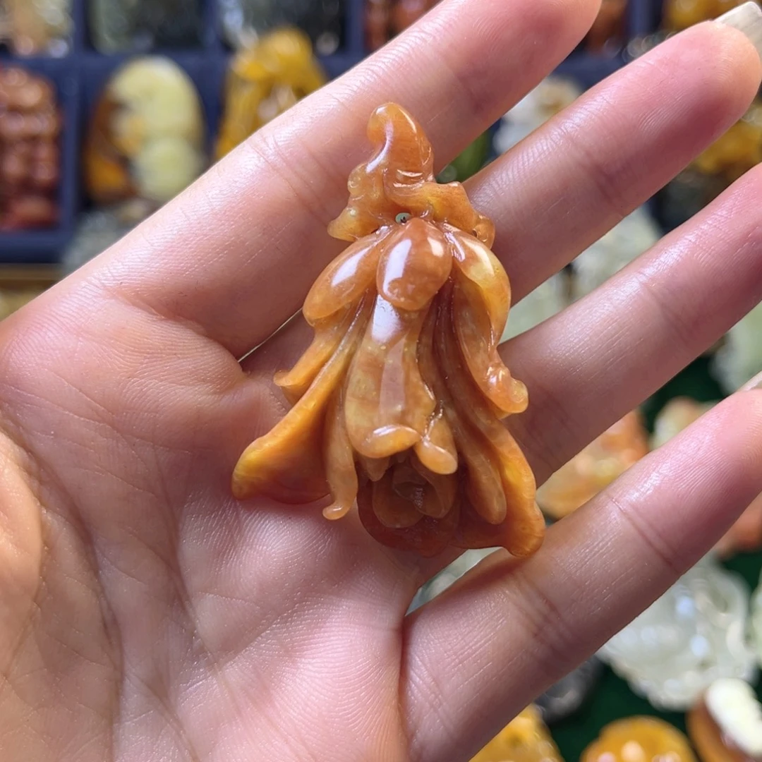 未镶嵌蛇纹石玉颈饰
