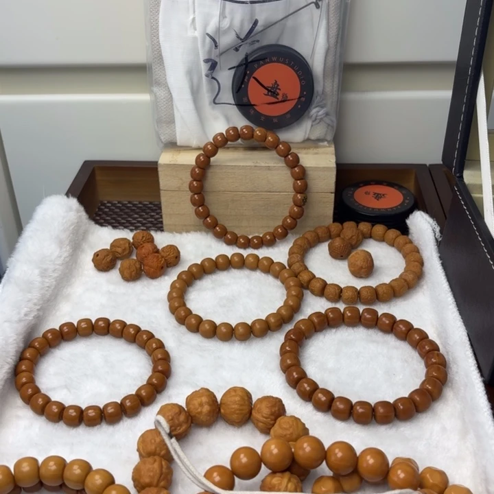 夜***星猴头核桃手串瑕疵福利款