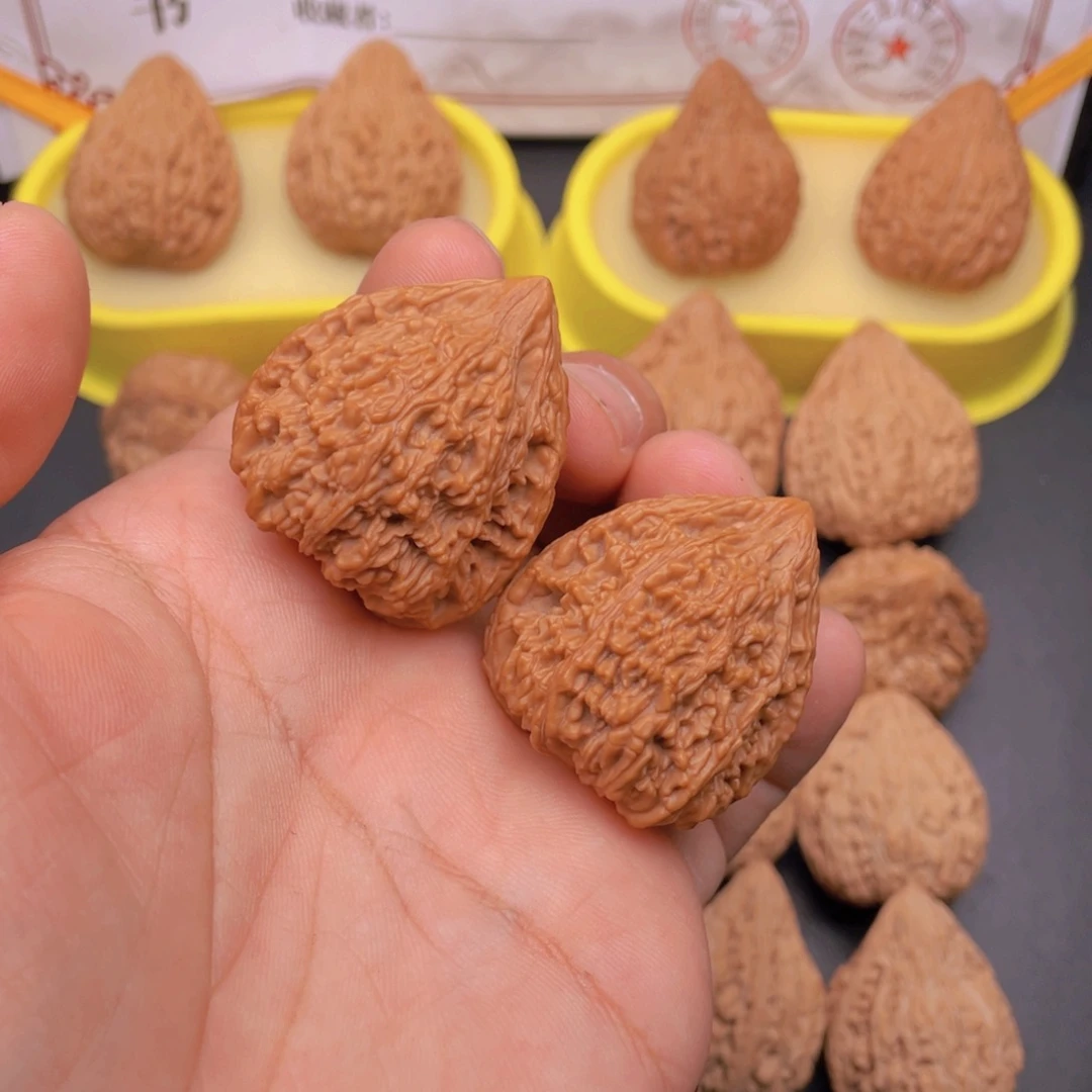 文玩核桃把件男**拾35塔尖