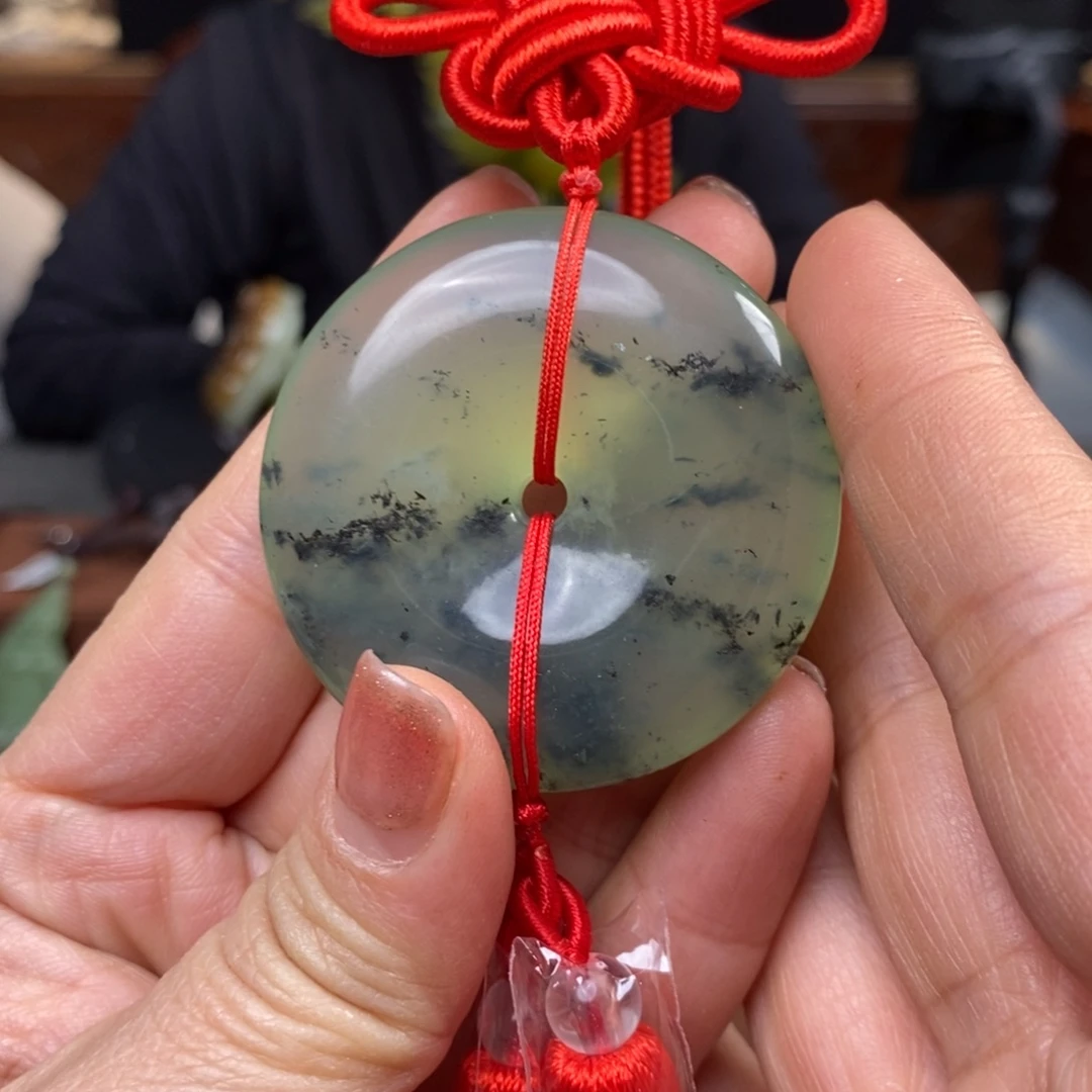 蛇纹石玉未镶嵌挂件