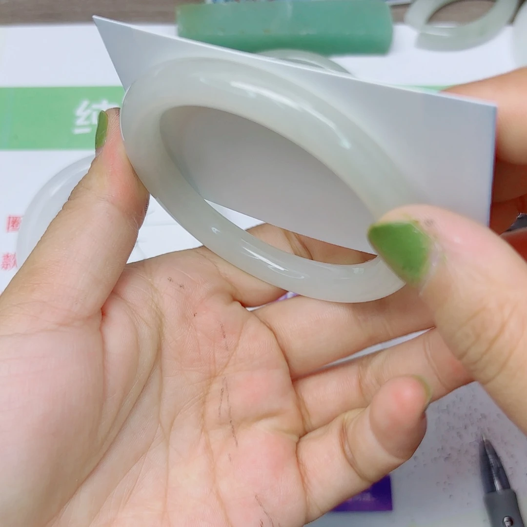 石英质玉手镯未镶嵌175/5655