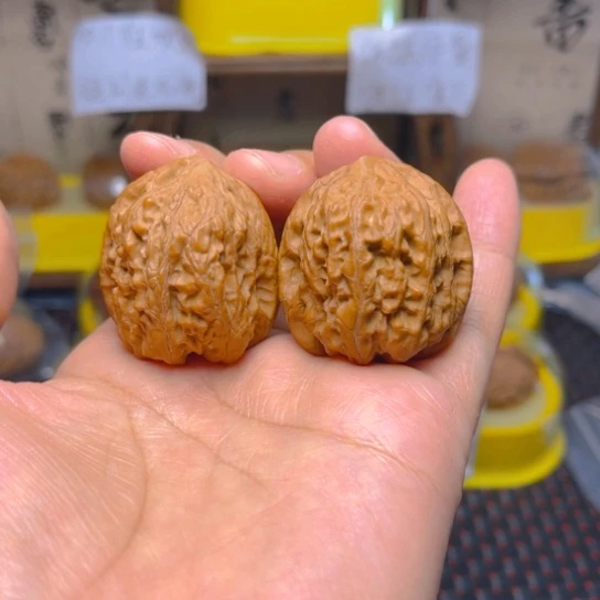 文玩核桃吊坠罗汉