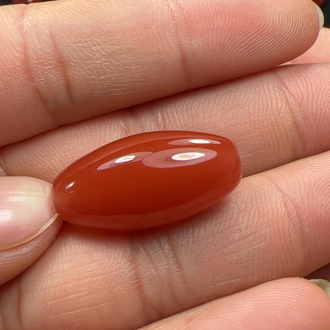 南红玛瑙珠子未镶嵌