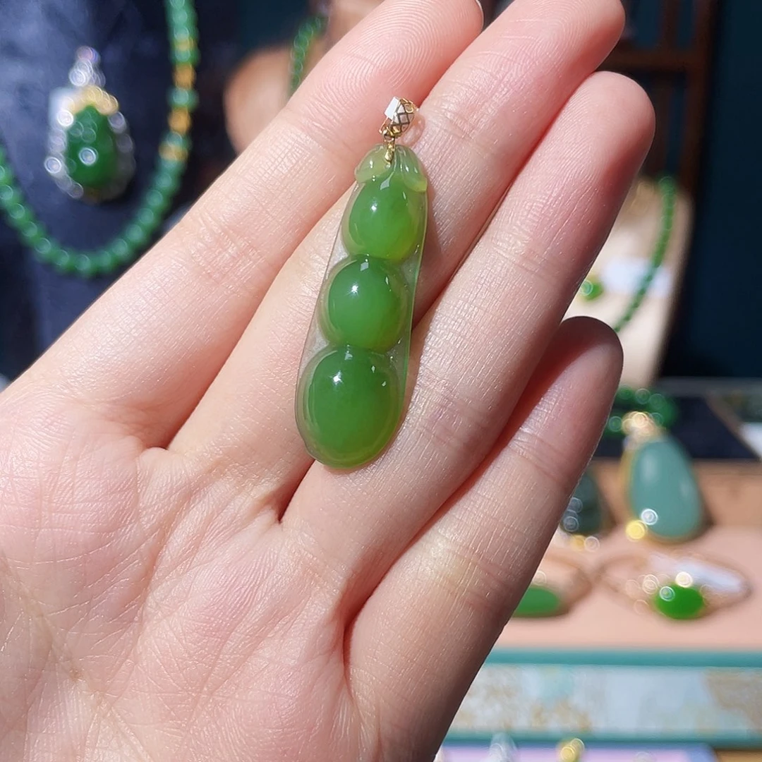 和田玉（碧玉）18K金镶嵌吊坠(不含链)