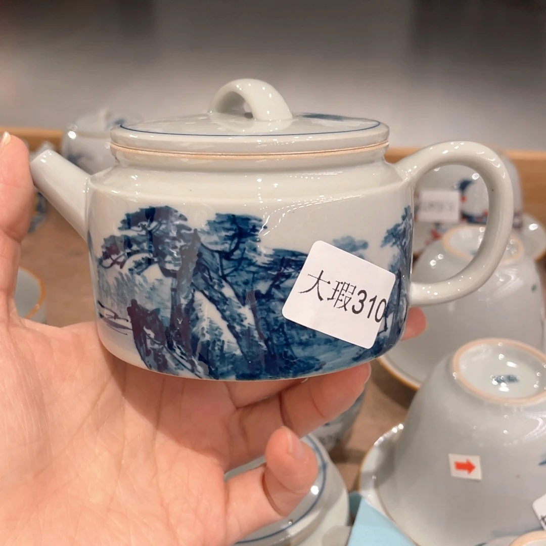 釉下手绘茶具微瑕