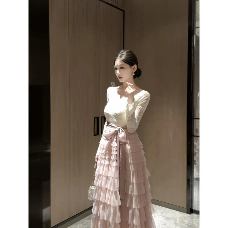 春日部【粉雾公主】法式蕾丝蛋糕裙摆拼接长袖连衣裙01483