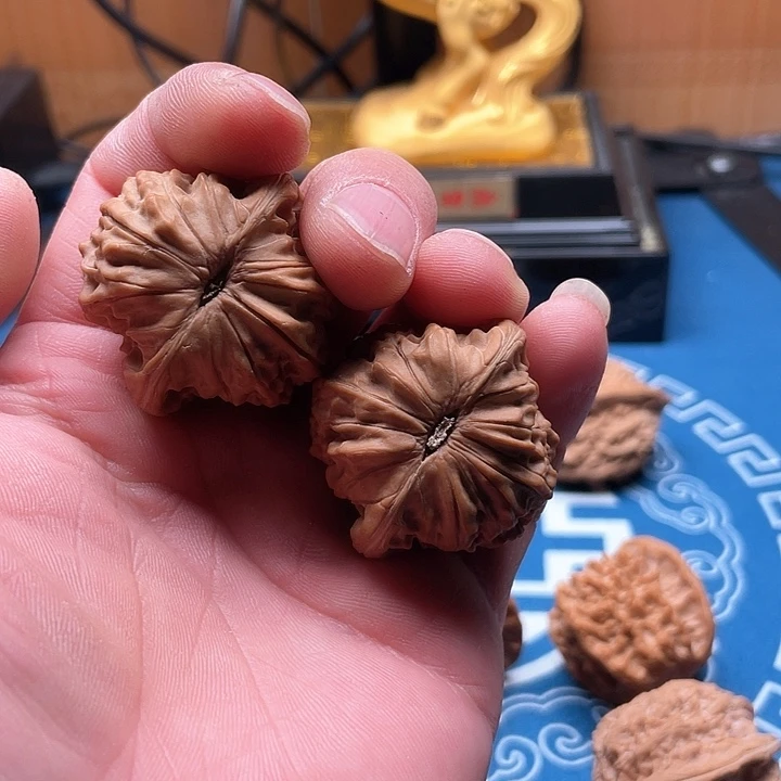 文玩核桃吊坠瘾磨盘